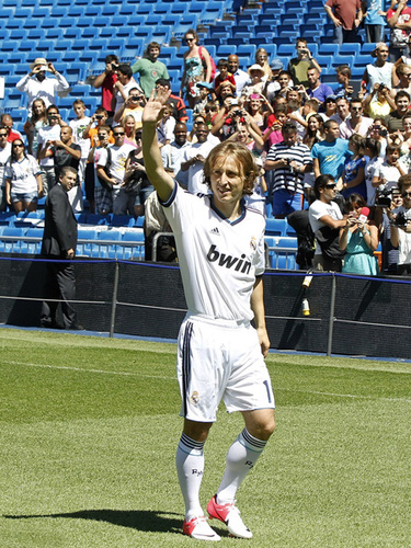 世预赛-奥尔莫闪击奥亚萨瓦尔破门 西班牙2-2土耳其