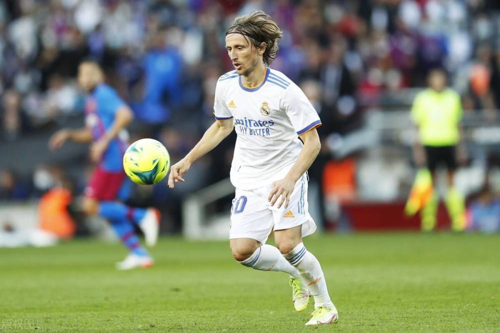 英媒：赖斯、萨利巴、特罗萨德均缺席合练，能否参加欧冠成疑